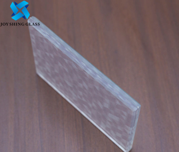 Potrójne szkło laminowane CE o niskiej zawartości żelaza 55,2 mm 66,2 mm Cena szkła hartowanego laminowanego